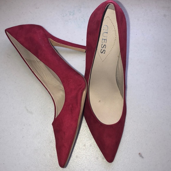 Guess Shoes - Woman’s guess high-heeled shoe pumps 10M Red
